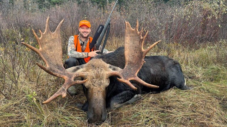 Episode title card: Ontario Big Bull Moose